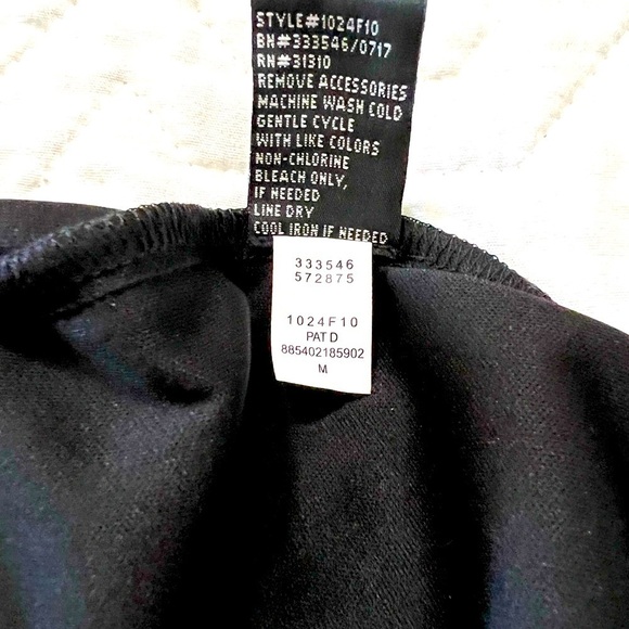 IZ Byer Stunning Floral on Black  Ruffle Bell Sleeve Blouse Size M - Picture 15 of 16